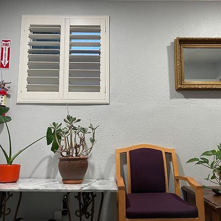 Private Room In Los Angeles With Ac, Strong Wifi, Smart Tv, Work Desk Near Sofi Stadium Екстериор снимка