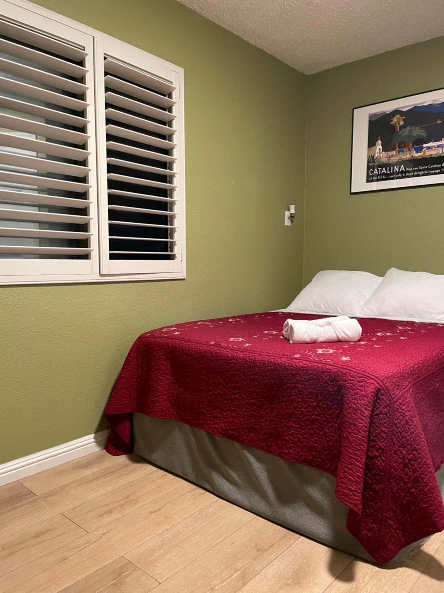 Private Room In Los Angeles With Ac, Strong Wifi, Smart Tv, Work Desk Near Sofi Stadium Екстериор снимка