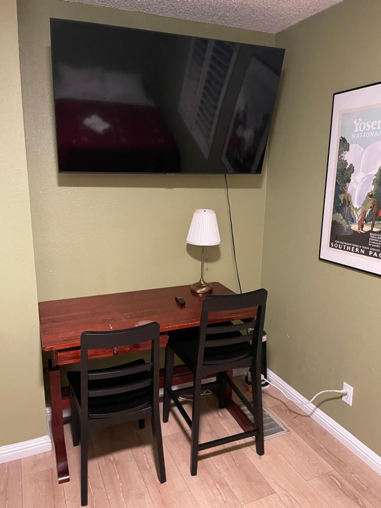 Private Room In Los Angeles With Ac, Strong Wifi, Smart Tv, Work Desk Near Sofi Stadium Екстериор снимка