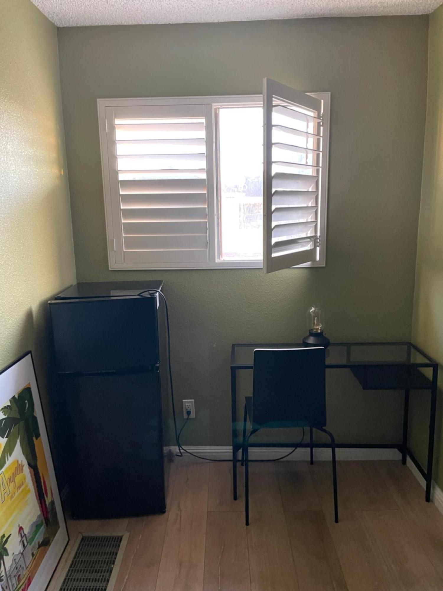 Private Room In Los Angeles With Ac, Strong Wifi, Smart Tv, Work Desk Near Sofi Stadium Екстериор снимка