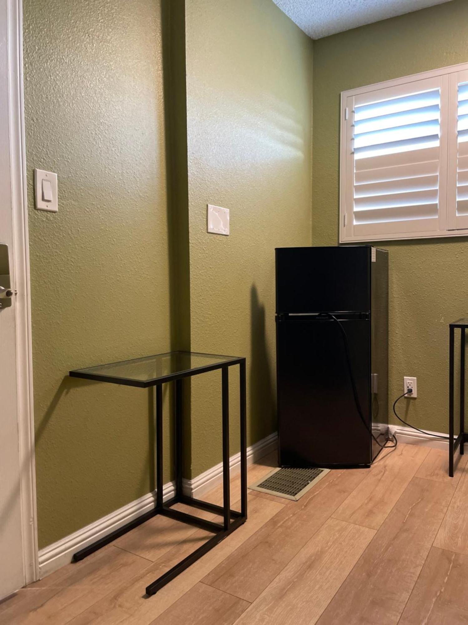 Private Room In Los Angeles With Ac, Strong Wifi, Smart Tv, Work Desk Near Sofi Stadium Екстериор снимка
