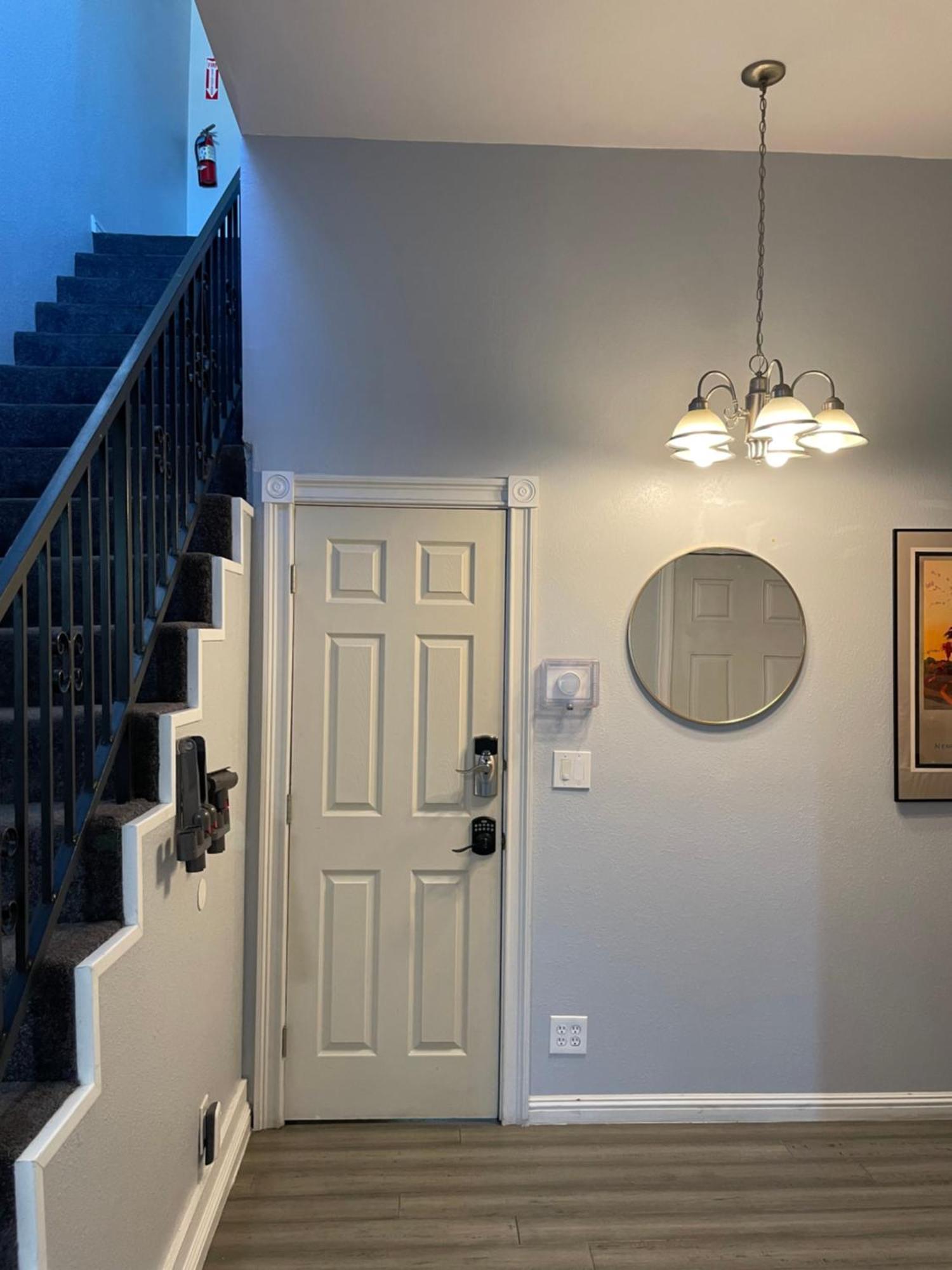 Private Room In Los Angeles With Ac, Strong Wifi, Smart Tv, Work Desk Near Sofi Stadium Екстериор снимка