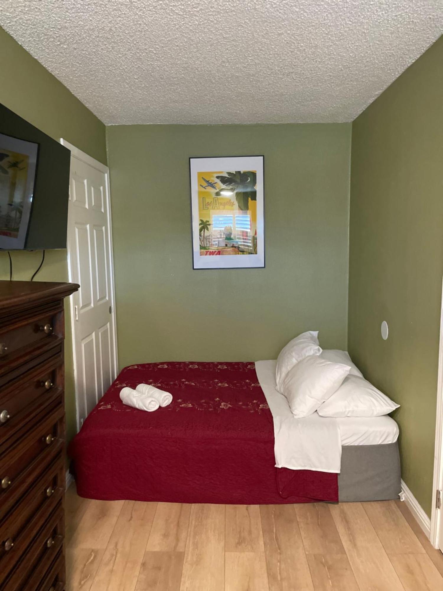 Private Room In Los Angeles With Ac, Strong Wifi, Smart Tv, Work Desk Near Sofi Stadium Екстериор снимка